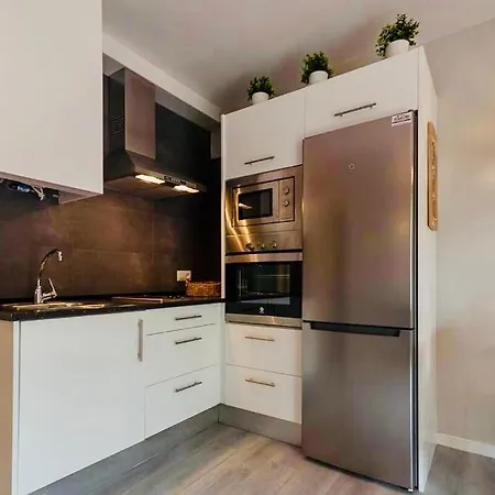 Апартаменты Apartamento Con Jardin En Cala'n Bosch- A5 Калан-Бош
